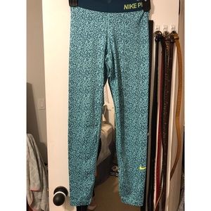 Teal Nike pro leggings. Women’s. Size small.